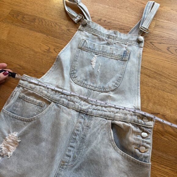 Forever 21 Light Wash Overalls Distressed Size 28 - Picture 9 of 11